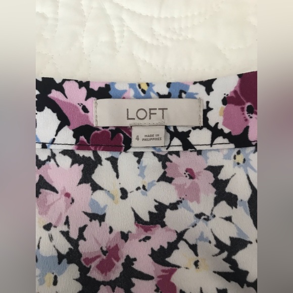 Loft Floral Wrap Skirt Size 4 - Picture 5 of 7